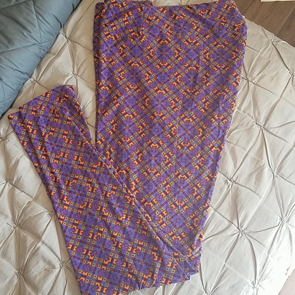 LulaRoe TC Leggings NWOT